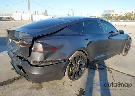 2018 Tesla Model S 100D/75D/P100D из США, поврежденный, VIN 5YJSA1E46JF286754